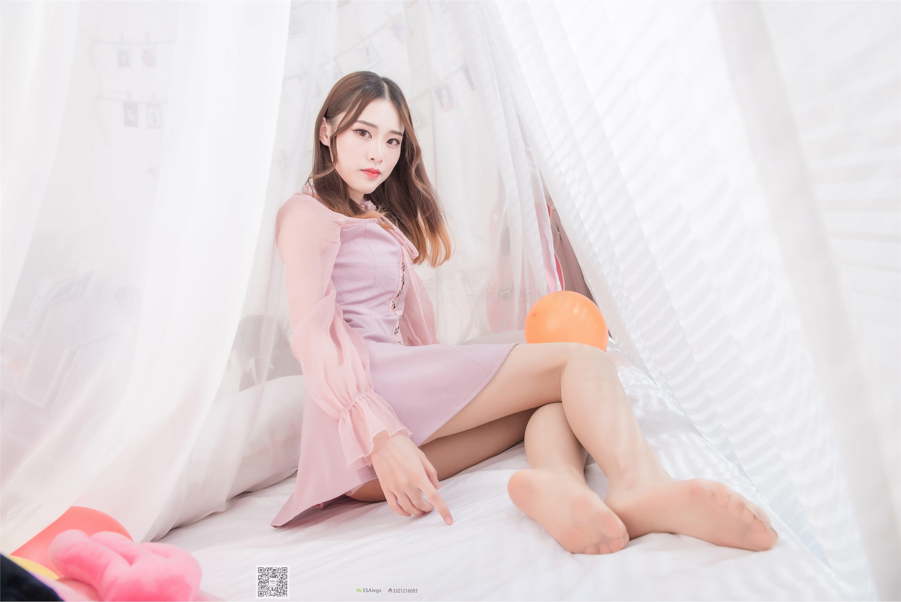 SSA丝社 NO.027 小琪琪肉色开档丝袜_清纯美女的诱惑